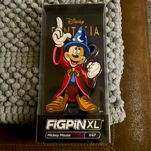 Mickey Mouse Fig Pin X47